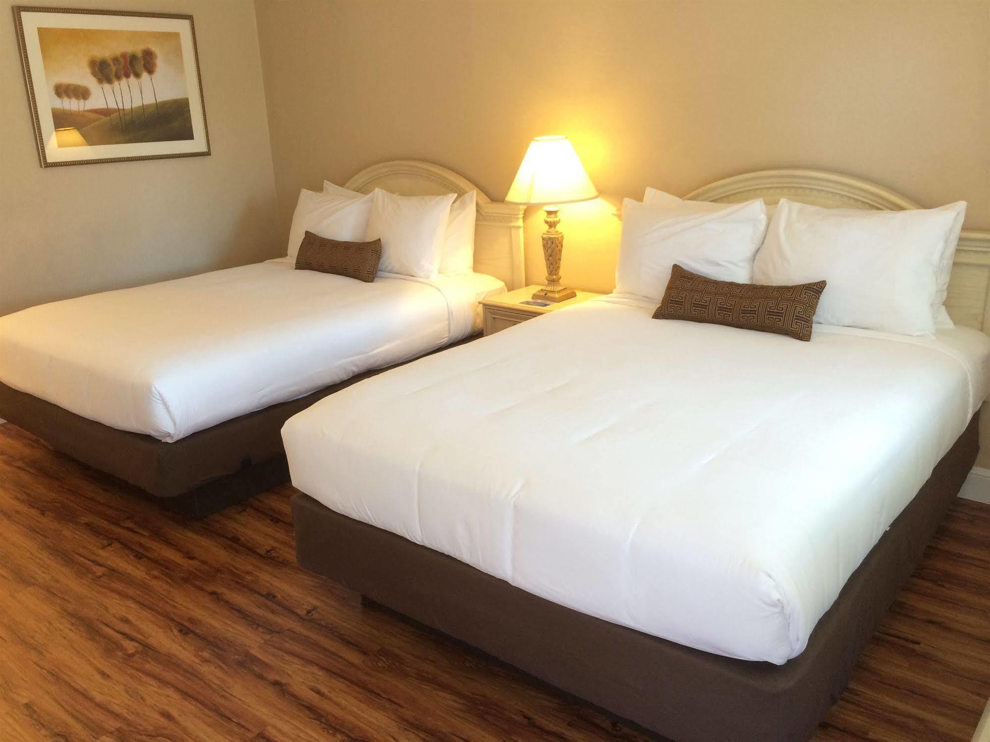 Pacific Inn มอนเทอร์เรย์ ภายนอก รูปภาพ